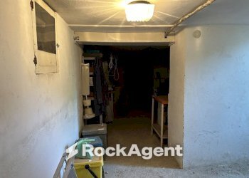 Cantina - Villa via delle Nazioni Unite 36, Alanno - foto 23