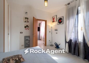 Camera da letto - Bilocale via di Salviano, 201, Livorno - foto 5