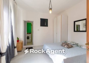 Camera da letto - Bilocale via di Salviano, 201, Livorno - foto 16
