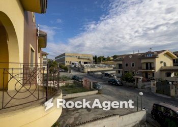Vista - Three-room apartment via Bisceglia, Catanzaro - photo 23