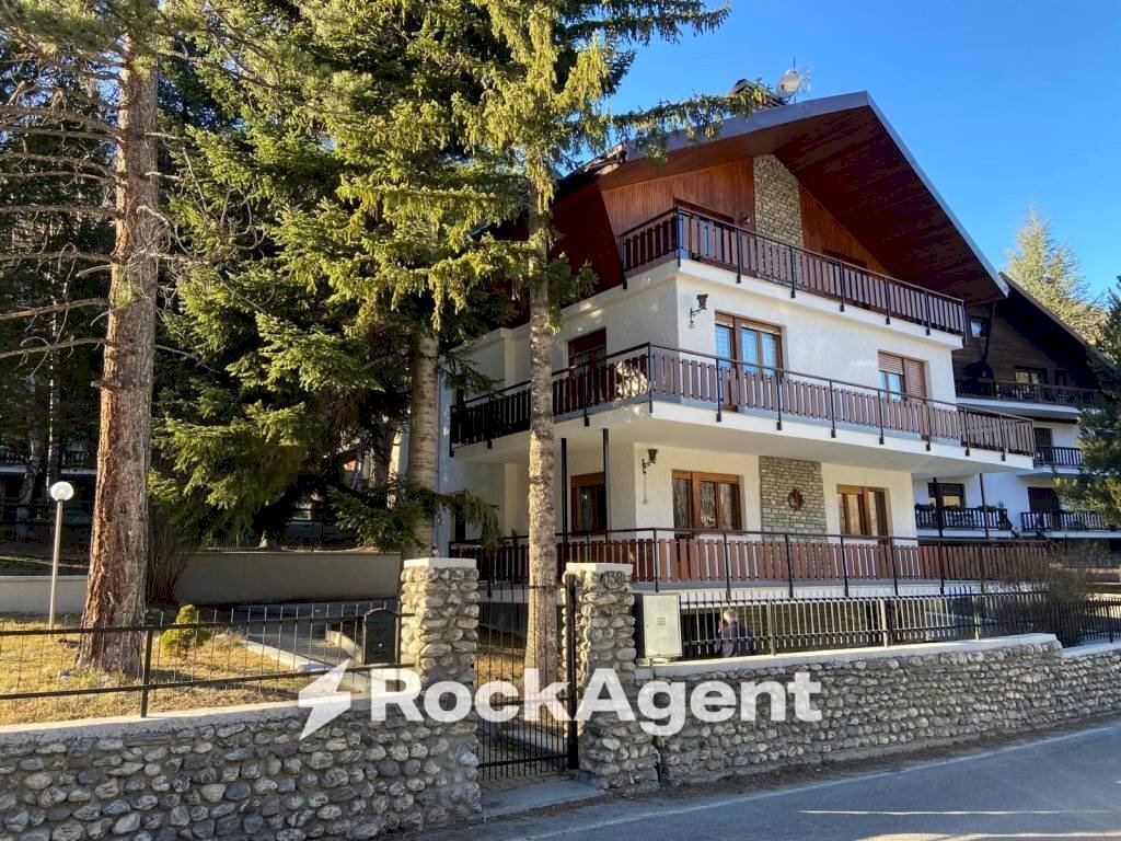Facciata - Trilocale via Melezet, 138, Bardonecchia - foto 1
