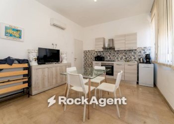 Salone - Bed & Breakfast corso Sicilia, 111, Catania - foto 4