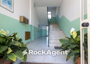 Interno palazzo - Appartamento via Monsignor Armando Fares, 21, Catanzaro - foto 19