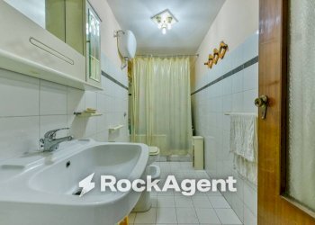 Bagno - Appartamento via Sant'Antonio Abate, Napoli - foto 14