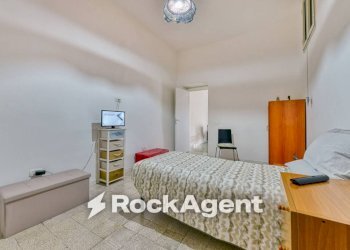 Camera da letto - Appartamento via Sant'Antonio Abate, Napoli - foto 24