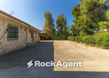 Cortile interno - Villa strada Provinciale 107, Giovinazzo - photo 6