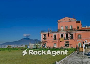 Vista - Three-room apartment salita Scanzano, 10, Castellammare di Stabia - photo 13