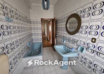 Bagno - Quadrilocale piazza Annunziata, 4, Angri - foto 18