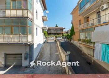 Cortile interno - Apartment via J. F. Kennedy, 23, Sant'Agata Li Battiati - photo 19