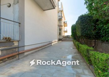 Cortile interno - Apartment via J. F. Kennedy, 23, Sant'Agata Li Battiati - photo 32