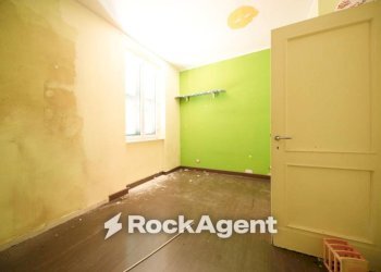 Stanza non arredata - Three-room apartment via Leonardo Montaldo, 21, Genova (neighborhood Marassi) - photo 13
