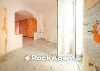 Stanza non arredata - Three-room apartment via Leonardo Montaldo, 21, Genova (neighborhood Marassi) - photo 17