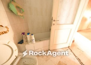 Bagno - Three-room apartment via Leonardo Montaldo, 21, Genova (neighborhood Marassi) - photo 21