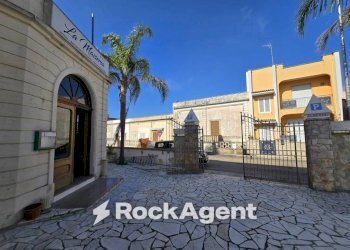 Zona - Hotel via Santa Cesarea Terme, 72, Minervino di Lecce - foto 6