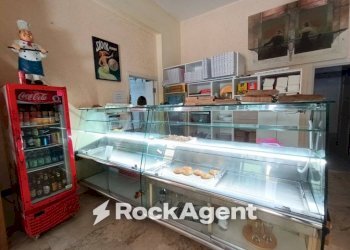 Interno non residenziale - Bar Tavola Calda - Fredda via Salvatore Trinchese, 22, Martano - foto 5