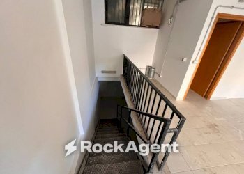 Interno palazzo - Negozio largo Virgilio Brocchi, 5, Roma - foto 7