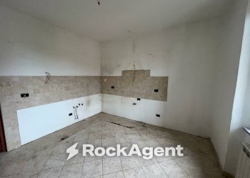 Cucina - Four-room apartment via alla Vittoria, 2, Busalla - photo 12