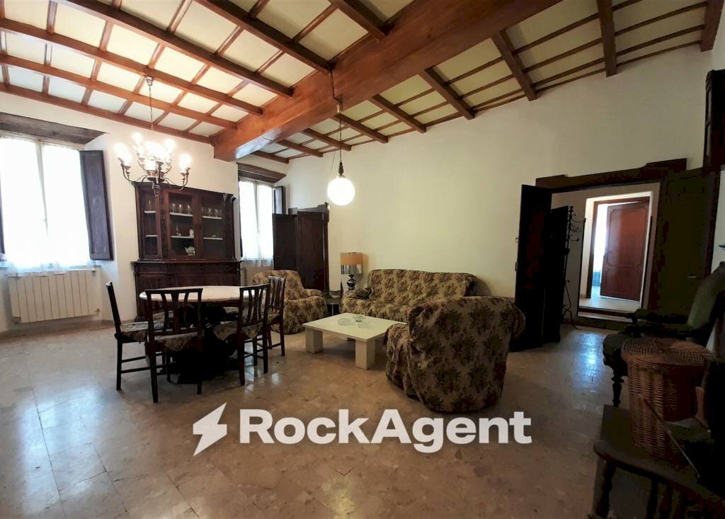 Salone - Three-room apartment via Maidalchini, 3, Acquapendente - photo 2