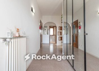 Corridoio - Four-room apartment via Santa Giustina, 16, Selvazzano Dentro - photo 7