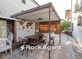 Giardino - Four-room apartment via Santa Giustina, 16, Selvazzano Dentro - photo 23