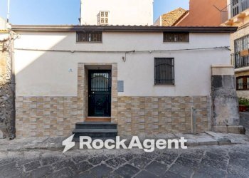 Facciata - One-room apartment via Sacchero, 16, Catania - photo 3