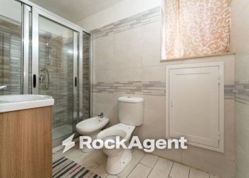 Bagno - One-room apartment via Sacchero, 16, Catania - photo 9
