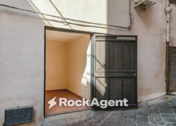Interno palazzo - One-room apartment via Sacchero, 16, Catania - photo 29