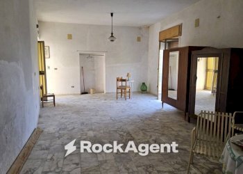 Cucina - Casa indipendente vico Mancini, Gioiosa Ionica - foto 1