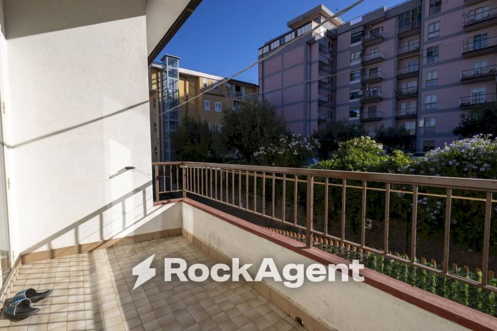 Terrazzo - Two-room apartment via Vincenzo Catalani, 25, Catanzaro - photo 2
