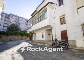 Cortile interno - Two-room apartment via Vincenzo Catalani, 25, Catanzaro - photo 35