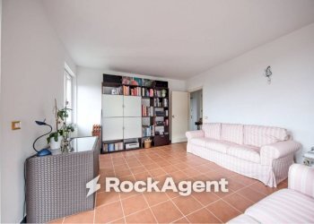 Salone - Three-room apartment Frazione San Bartolomeo, Sori - photo 12