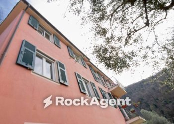 Facciata - Three-room apartment Frazione San Bartolomeo, Sori - photo 26