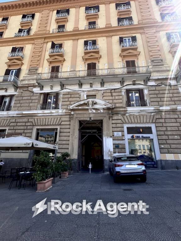 Facciata - Shop via Giuseppe Pisanelli, Napoli (neighborhood San Ferdinando) - photo 3