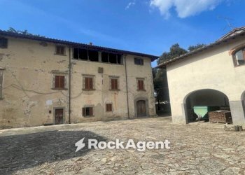 Facciata - Villa via del Serraglio, Reggello - foto 3