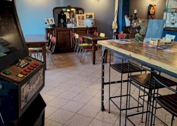 Salone - Cafeteria - Cold Bar via San Pietro in Verzolo, 19, Pavia - photo 6