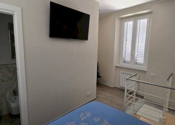 Camera da letto - Two-room apartment viale Stazione, Massa - photo 5