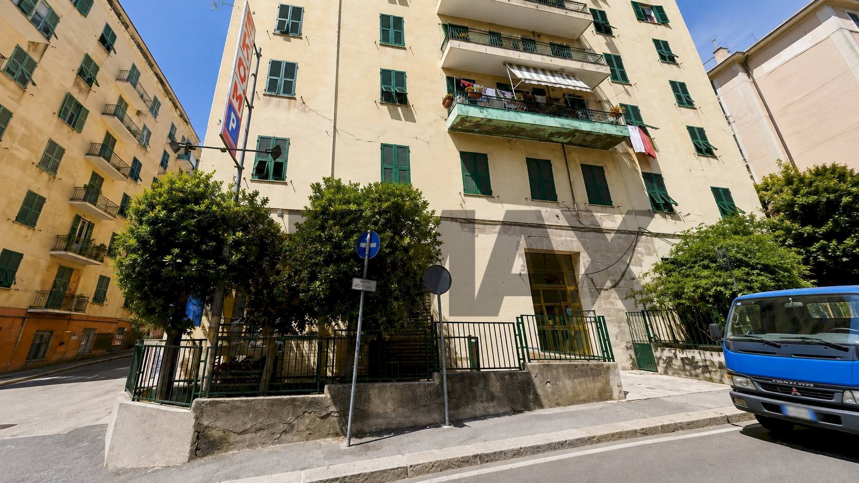 Portion of a house Via Donghi, 102r e 32
S. Fruttuoso, Genova (neighborhood San Fruttuoso) - photo 3
