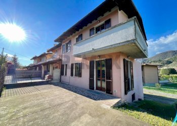 Terraced Villa via pablo neruda, 20
Provaglio d'Iseo, Provaglio d'Iseo - photo 35