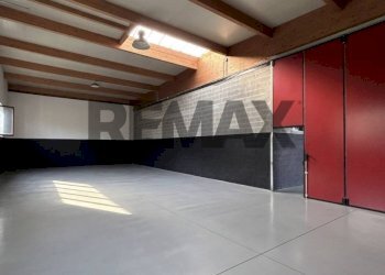 Warehouse Via G. Carducci, 12
Botticino Sera, Botticino - photo 1