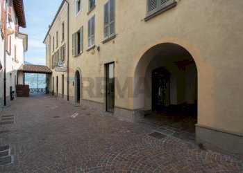 Commercial Premises Via Campo, 32
Iseo, Iseo - photo 2