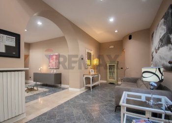 Commercial Premises Via Campo, 32
Iseo, Iseo - photo 5