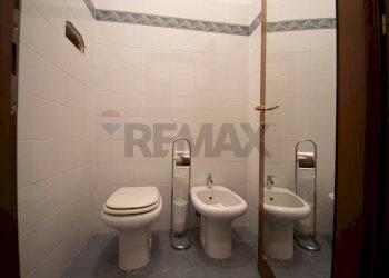 Commercial Premises Via Campo, 32
Iseo, Iseo - photo 19