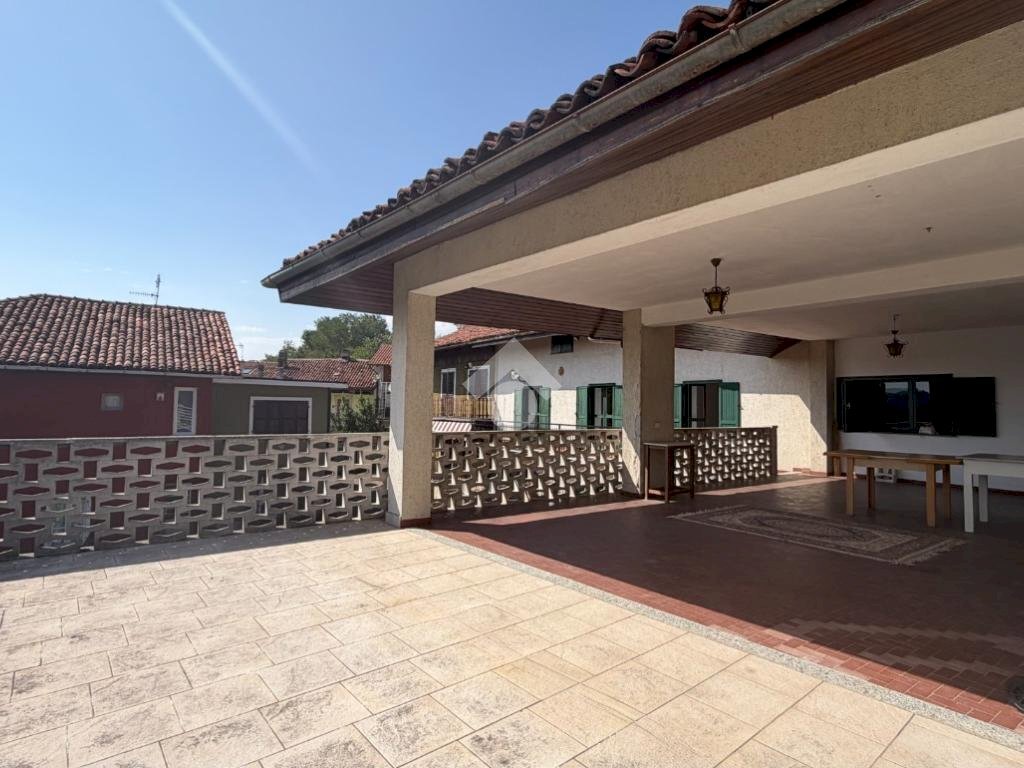 Semi-detached house Strada cimenasco, Castagneto Po - photo 1