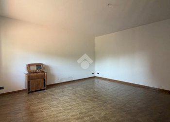 Semi-detached house Strada cimenasco, Castagneto Po - photo 8