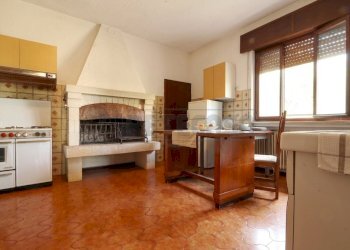 Gemini_Generated_Image_oueg10oueg10oueg - Villa Via Ragazzi del '99 17, Longare - photo 5