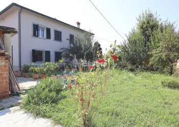 vendesi villetta indipendente con giardino capanno - Villa Via del Parco 49, Capannori - photo 5