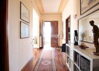 vendesi villetta indipendente con giardino capanno - Villa Via del Parco 49, Capannori - photo 11