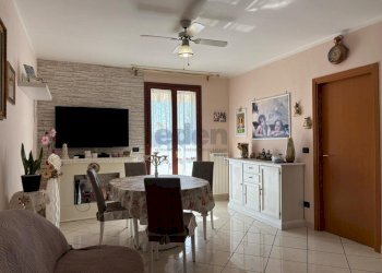 Soggiorno7 - Quadrilocale Via Piella 11, Castelfranco Emilia - foto 3