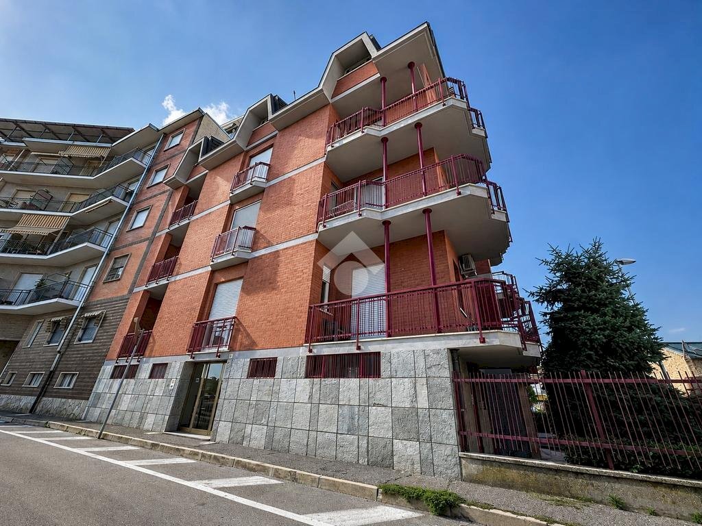 Appartamento Via alberti leon battista, Carmagnola - foto 1