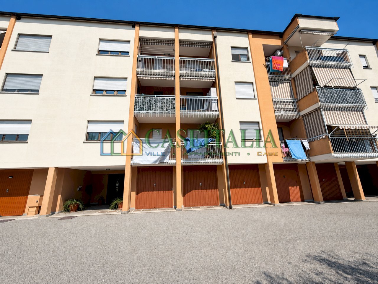 STABILE ESTERNO - Apartment Strada Antica di Francia 39, Buttigliera Alta - photo 1